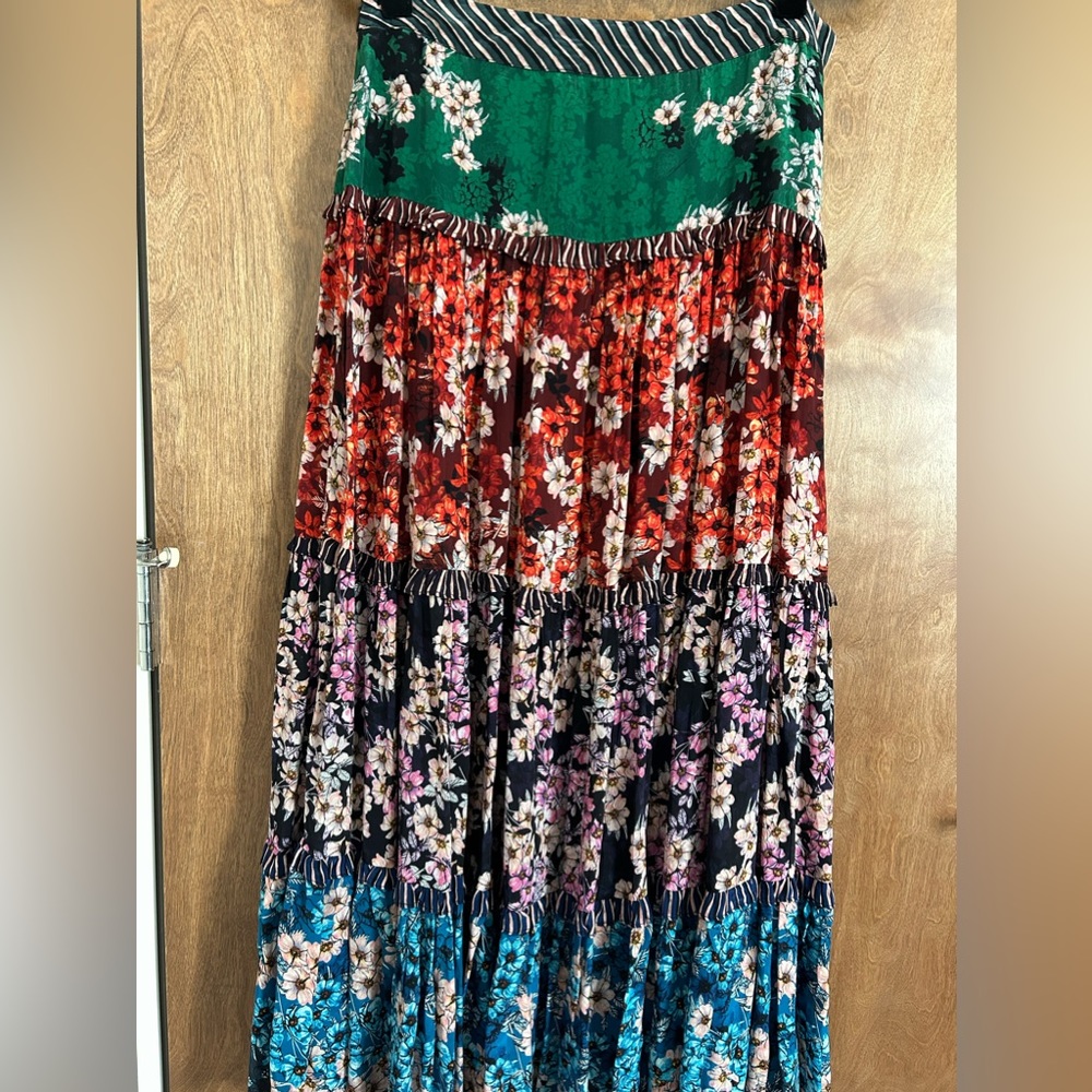 Tiered midi skirt